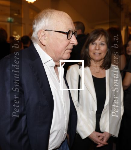 Amsterdam 2 maart 2026
Boekpresentatie Splinter Chabot in de stadsschouwburg van Amsterdam. Youp van t Hek kwam met zijn vrouw Debby Petter