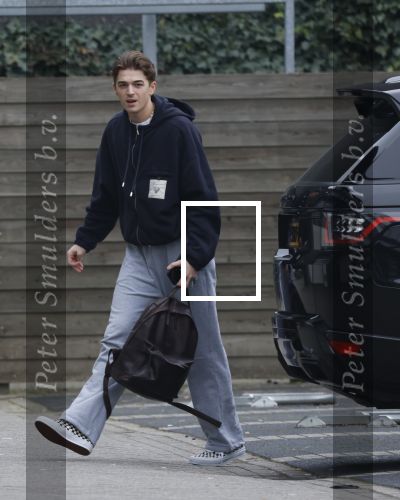 Amsterdam 7 maart 2026
Antoon arriveert bij muziekstudio in Amsterdam Noord