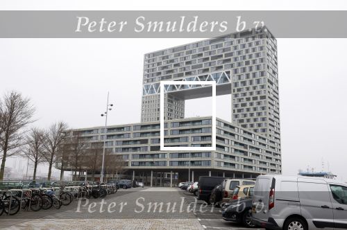 Amsterdam 7 maart 2026
In dit complex wonen oa Antoon Marcel Boekhoorn Won Yip en div andere bekende nederlanders
