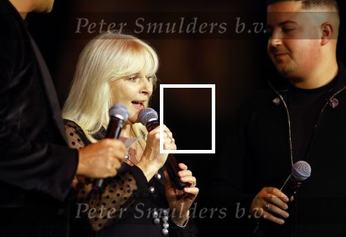 Tilburg 2 oktober 2023
Buma Prijzen in 013 in Tilburg .
Zangeres Mieke zingt samen met Marco Schuitmaker het liedje Engelbewaarder.