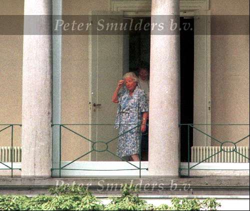 30 April 1995
Verjaardag van Prinses Juliana Hier op de foto met haar secretaresse