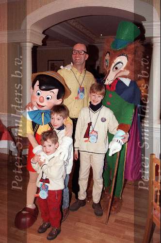 27  maart 1999
Bart Chabot
Eurodisney