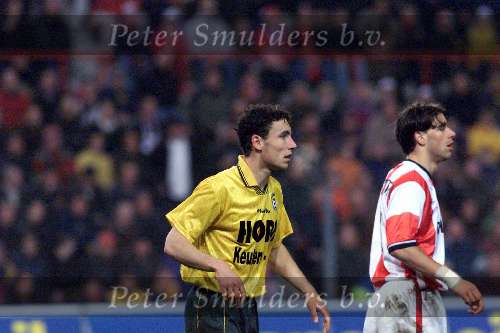 13 April 1999
PSV-Fortuna SC 1-3
Mark v Bommel samen met zijn nieuwe plieggenoot Ruud v Nistelrooy