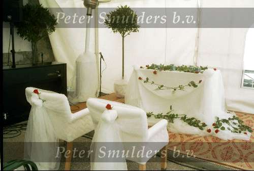15 April 1999
Rene Froger samen met Natasja Froger voor hun twee huwelijk
huwelijksaltaar