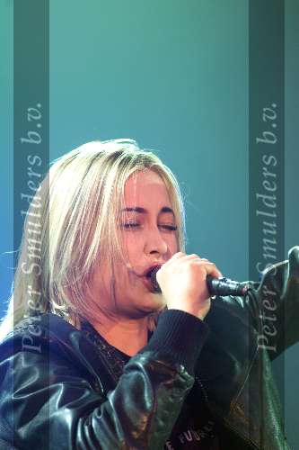 Hilversum, 6 april 2000
Uitreiking van de EDSION-Award 2000
Anouk tijdens haar optreden nadat ze een EDISON had gewonnen