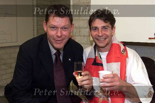 Eindhoven 30 april 2000
PSV landskampioen 1999-2000
Frank Arnesen en Jan Heintze