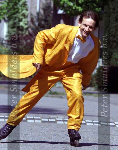 Eindhoven, 26 april 2000
Johan Vlemmix in zijn oranje pak op de skates