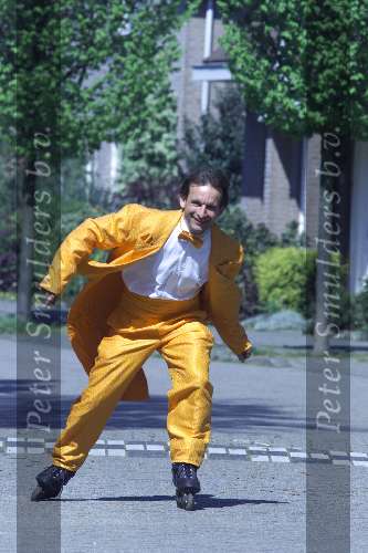 Eindhoven, 26 april 2000
Johan Vlemmix in zijn oranje-outfit op zijn skates