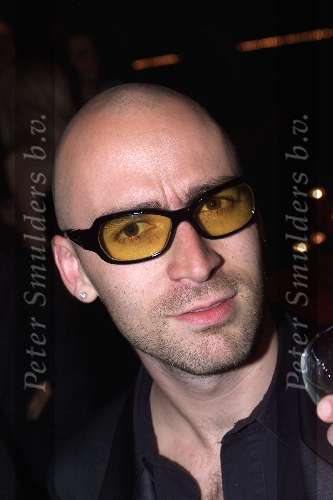 Hilversum 6 april 2000
EDISON uitreiking bij studio 22 in Hilversum.
zanger van Live