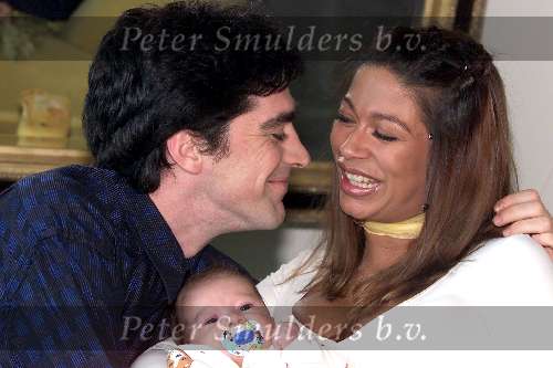 Loosdrecht 18 april 2000
Lydia Jane Dekkers met haar vriend en zoontje.