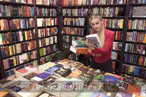 Utrecht 08 april 2000
Shopping met Marit van Bohemen.
Boekhandel  bibliotheek