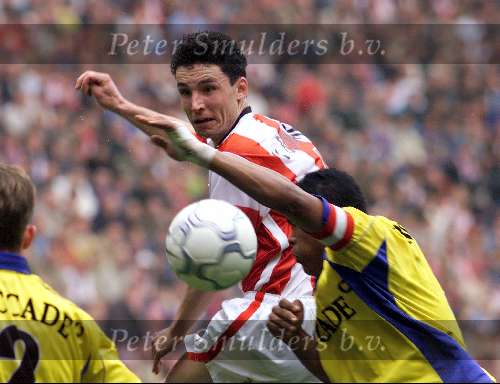 Eindhoven, 30 april 2000
PSV Landskampioen 
Feest na de wedstrijd PSV-RKC, eindstand 7-1
Mark v bommel en Nascimento Mooie aktie