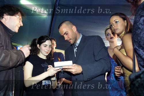 Rotterdam AHOY, 15 april 2000
TMF-Awards optreden en uitreiking 2000
MENTAL THEO