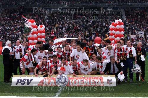 Eindhoven 30 april 2000
PSV landskampioen 1999-2000
PSV elftal