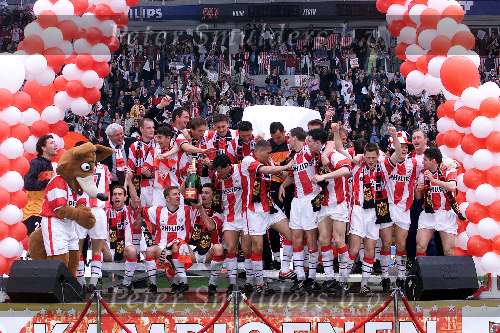 Eindhoven 30 april 2000
PSV landskampioen 1999-2000