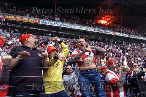 Eindhoven, 30 april 2000
PSV Landskampioen 
Feest na de wedstrijd PSV-RKC, eindstand 7-1
Supporters met PSV-tatoeage