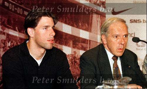 Ruud v Nistelrooy samen met Harry v Raaij