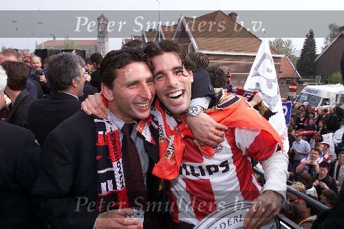 Eindhoven 30 april 2000
PSV landskampioen 1999-2000
Luc Nilis en Ruud v Nistelrooy