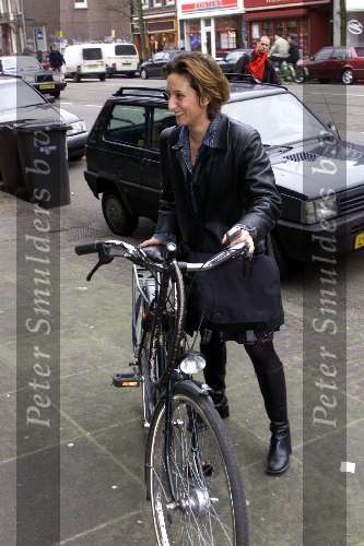 Amsterdam 1 april 2000
Sabine Koning op de fiets