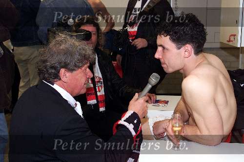 Eindhoven 30 april 2000
PSV landskampioen 1999-2000
Willibrord Frequin met Mark v Bommel