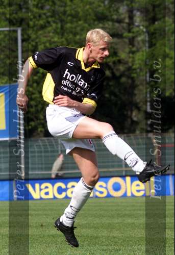 Eindhoven, 28 april 2001
Wedstrijd tussen EVV Eindhoven -FC Den Bosch, eindstand 2-2.
Arnold Scholten