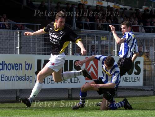 Eindhoven, 28 april 2001
Wedstrijd tussen EVV Eindhoven -FC Den Bosch, eindstand 2-2.
Bart v d Eede