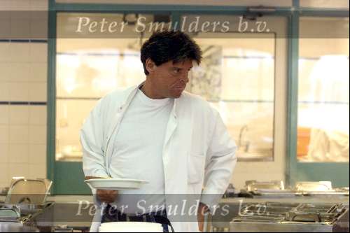 Amsterdam 15 april 2001
Menno Buch werkend in de keuken van het  Polakhuis.
Werkstraf