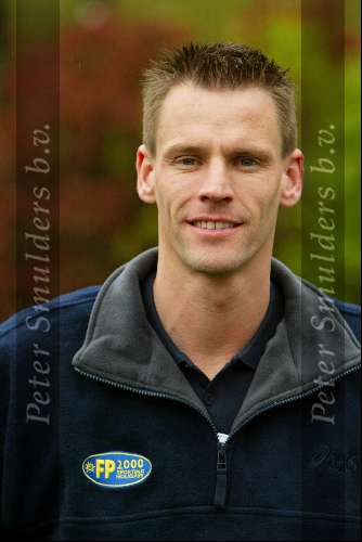 Eindhoven 16 april 2002
Andre Ooijer met kleding van FP 2000 voor Willy vd Kerkhof