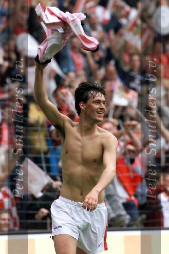 Eindhoven, 30 april 2000
PSV Landskampioen 
Feest na de wedstrijd PSV-RKC, eindstand 7-1
Chris v d Weerden