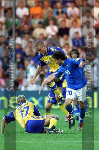 Eindhoven, 19 juni 2000  Euro 2000
Italie-Zweden, eindsatnd 2-1
Alessandro DEL PIERO Olof Mellberg (14) en Johan Mjallby (17)