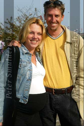 Kaatsheuvel 21 april 2002
50 jarig bestaan van de efteling en premiere show Hans Klok.
Esther Duller met man