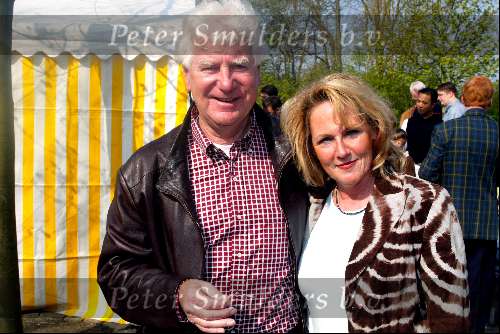 Kaatsheuvel 21 april 2002
50 jarig bestaan van de efteling en premiere show Hans Klok.
Gerard Cox met vriendin