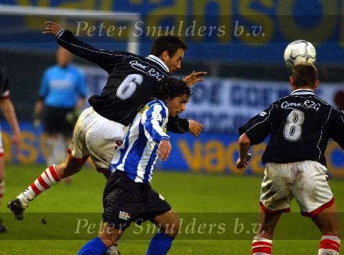 Eindhoven 19 April 2002
EVV Eindhoven-SC Emmen, eindstand 1-1
Yurtcan Kayis (6) Ismail Ayaz