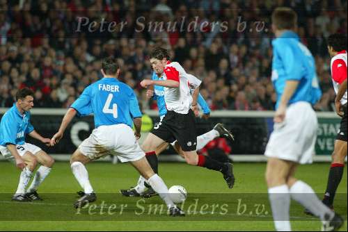 Rotterdam 21 maart 2002
Feyenoord-PSV 1-1 kwartfinale uefa cup
Ernest Faber en Brett Emerton