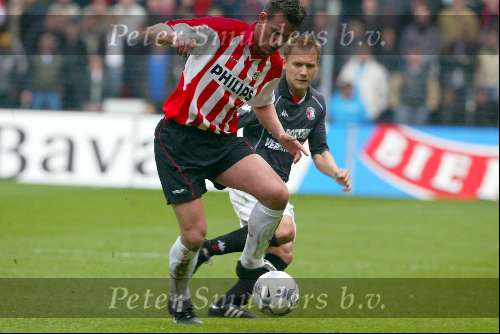 Eindhoven 15 maart 2002
PSV-Feyenoord
Jan Vennegoor of Hesselink en Razsa