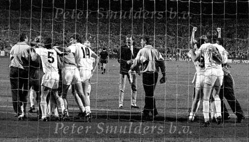 PSV winnaar Europacup 1988
met Erik Gerets, Ivan Nielsen en Eddy Dubbelboer Hans Gilhaus, Soren Lerby Kees Ploegsma Patrick lodewijks Addick Koot Anton Janssen Berry v Aerle