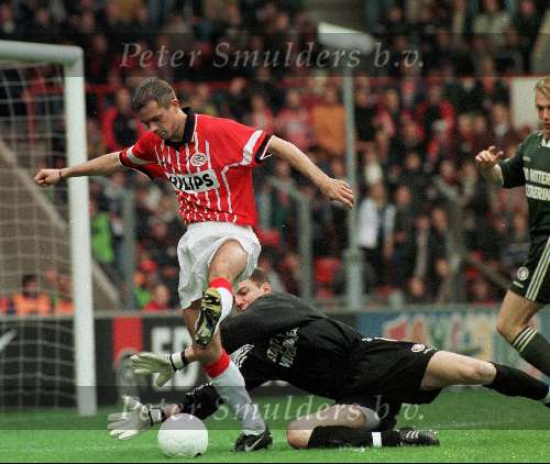 Eindhoven 25 april 1998
PSV-Feyenoord
Phillip Cocu contra Dudek