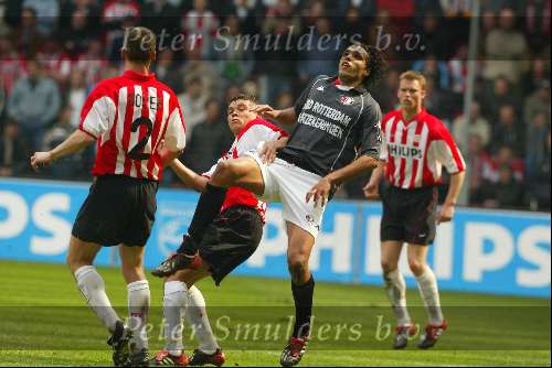 Eindhoven 14 april 2002
PSV-Feyenoord 2-0
Pierre v Hooijdonk en Wilfred Bouma