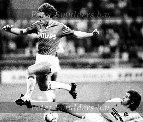 Seizoen 1986/1987 PSV-VVV
Rene v d gijp