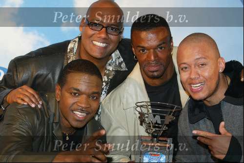 Rotterdam 13 april 2002
TMF Awards in ahoy
Replay