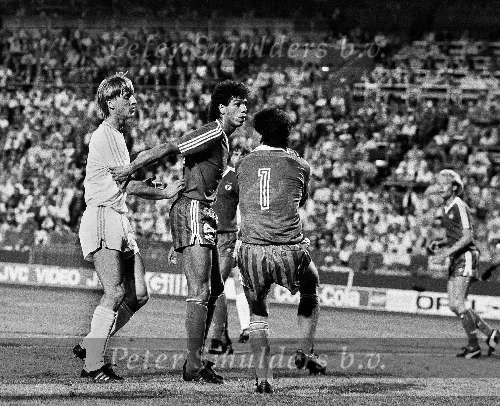 Stuttgart, 25 mei 1998
Wim Kieft
Finale EC I PSV-Benfica, eindstand 0-0
PSV wint door strafschoppen