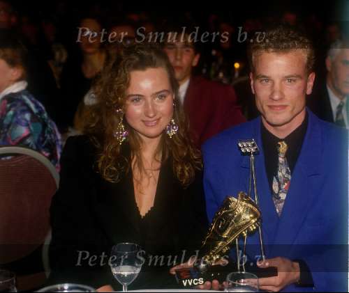Dennis Bergkamp met vrouw
Voetballer van het jaar