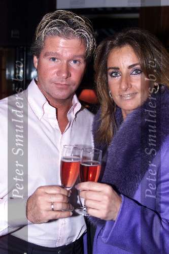 Vinkeveen15 maart 2001  
Uitreiking cd Dries Roelvink
Dries Roelvink en vrouw
