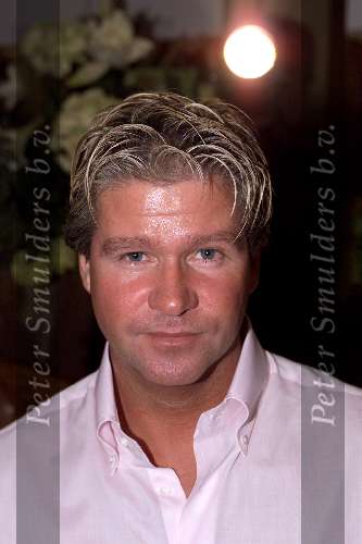 Vinkeveen15 maart 2001  
Uitreiking cd Dries Roelvink