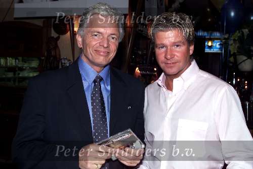 Vinkeveen15 maart 2001  
Uitreiking cd Dries Roelvink
Ben Cramer