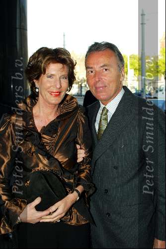 Amsterdam 22 april 2003
Cor v zadelhof 60 jaar.
feest in concertgebouw
elco brinkman met zijn vrouw