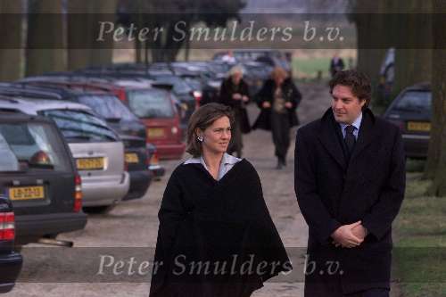 de Geest 10 februari 2001
Trouwen Hugo en Marleen Loudon op kasteel Middachten.
Elisabeth Fabius met haar man