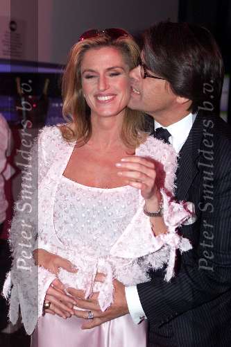 Amsterdam 19 maart 2001
Modeshow Monique Colignon.
Emile Ratelband met zijn zwangere vriendin Sylvie