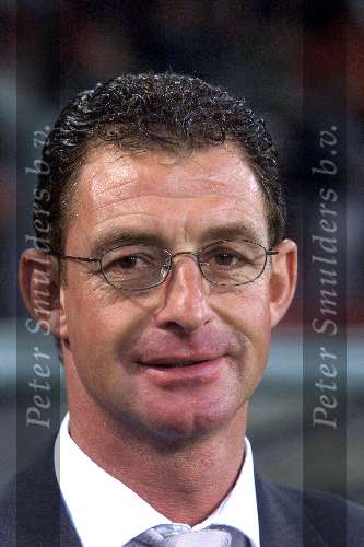Eindhoven, 15 maart 2001
UEFA Cup 1/4 finale PSV-FC Kaiserslautern, eindstand 0-1
Ernie Brandts (Assistent trainer PSV ) met bril