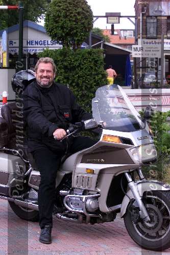 Loosdrecht 26 Augustus 1999
TROS Winterseizoen-presentatie
Ernst Daniel Smid op de motor
